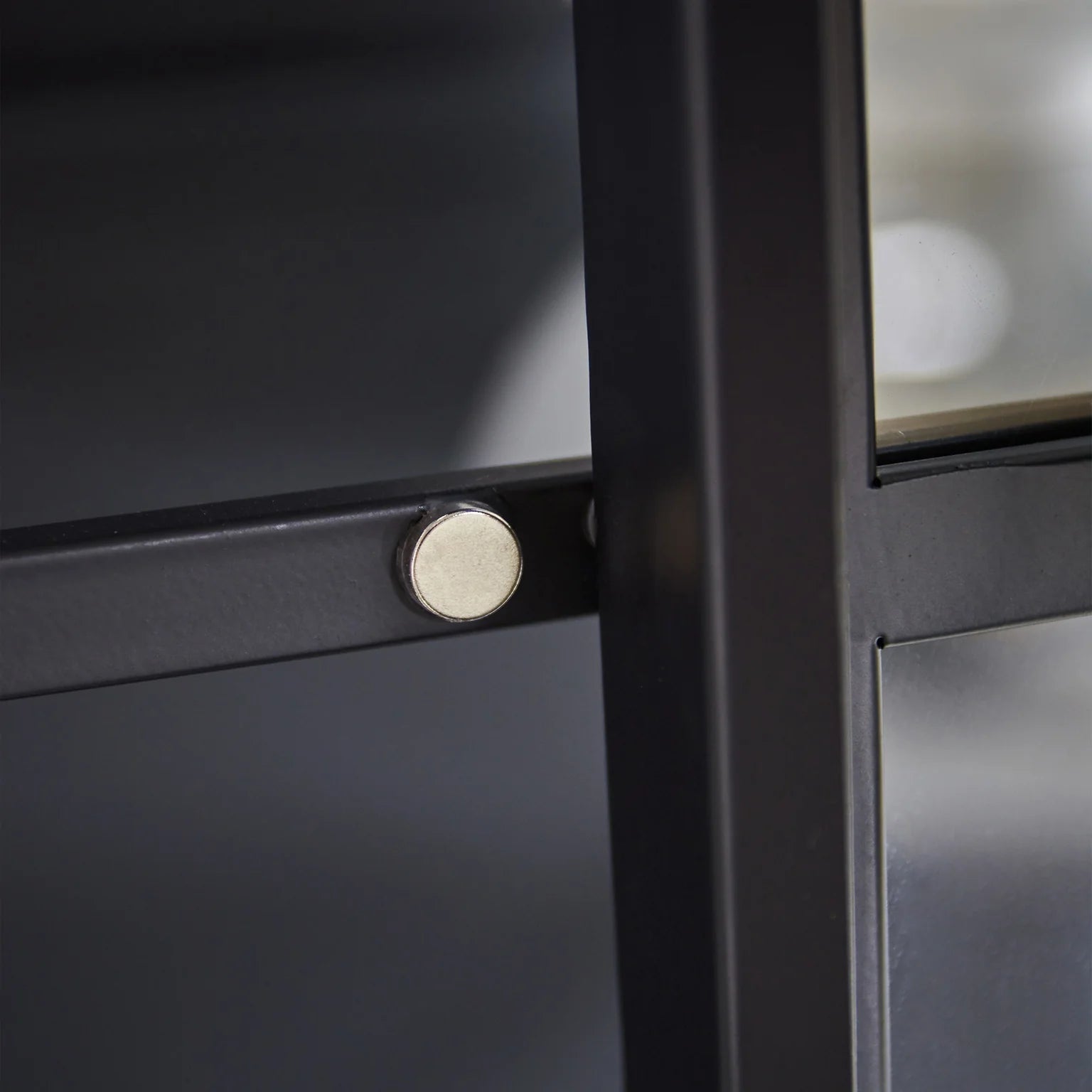 Mason II Vitrinenschrank H185